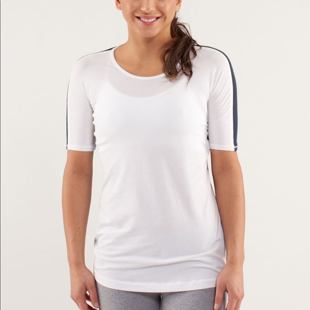 Lululemon Devotion Short Sleeve Tee sz 4 - Picture 1 of 9